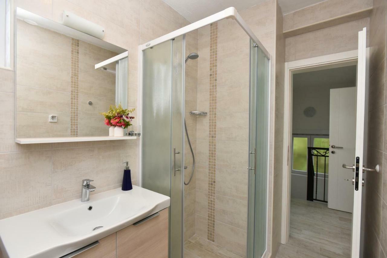 Hajdi Villa Каменари Екстериор снимка